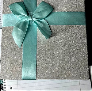 Κουτί δώρου, χρώμα θαλάσσιες με ασήμι