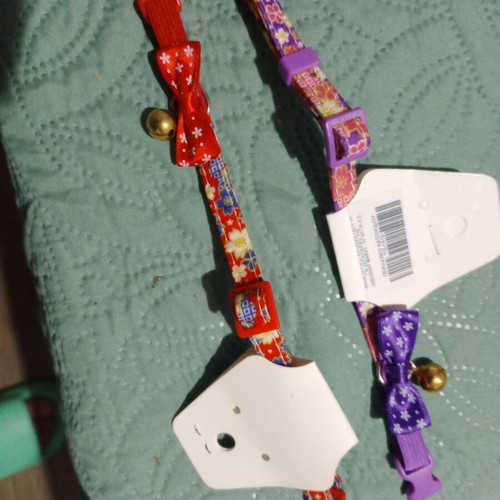 Cat collars with bell and bow, red and purple, set of 3, new
