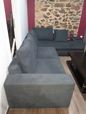 Corner sofa gray and solid wood coffee table like new