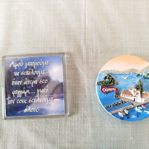 Magnets like new, set of two pieces