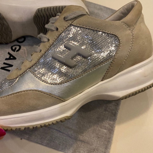 Hogan sneakers used, size 37.5, gray suede with sequins
