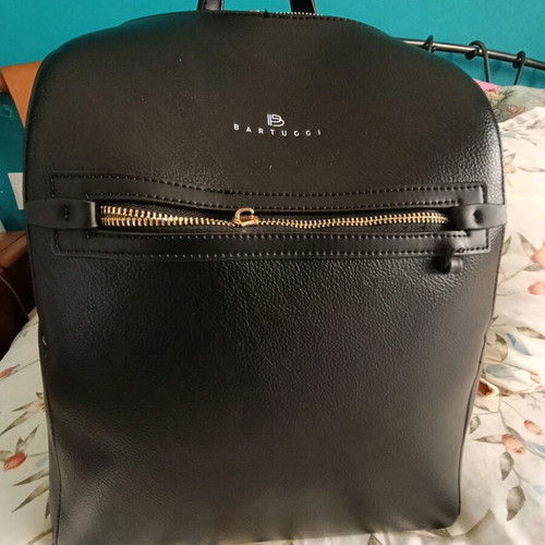 Bartuggi backpack like new, black, large capacity