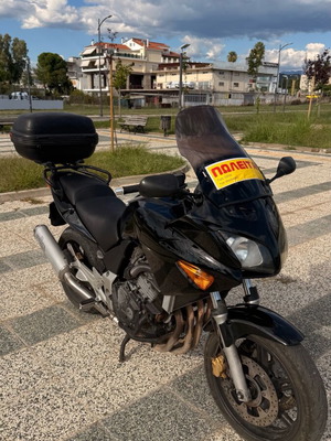 Honda CBF 600S μοτοσυκλέτα δρόμου σε μαύρο, 600 cc