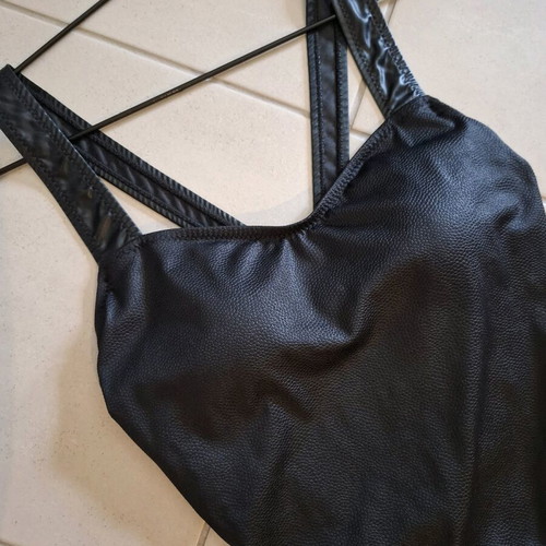 Pink sands one-piece swimsuit like new, size S, black