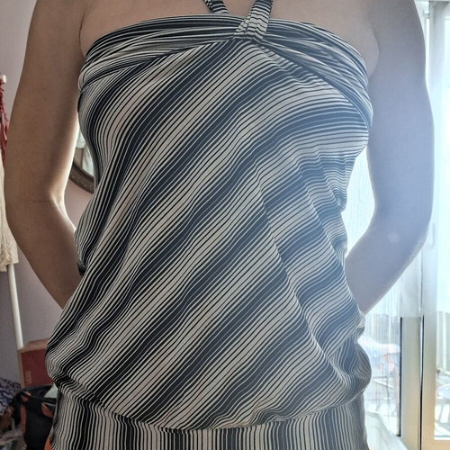 Bershka top black and white stripes S/M