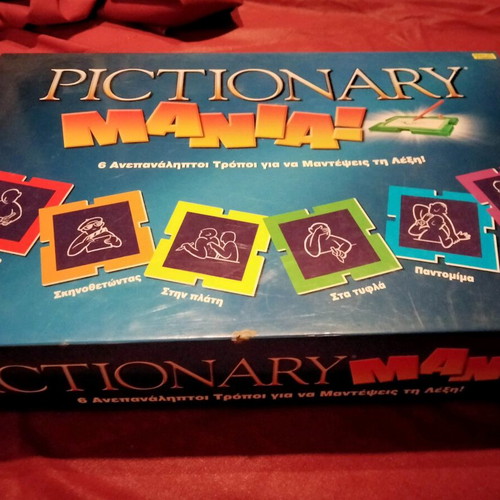 Pictionary Mania! board game like new, complete and ready to play