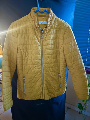 Flight Finery jacket size M like new, mustard color