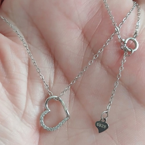 Silver necklace 925 with heart pendant and sparkling zircon stones like new