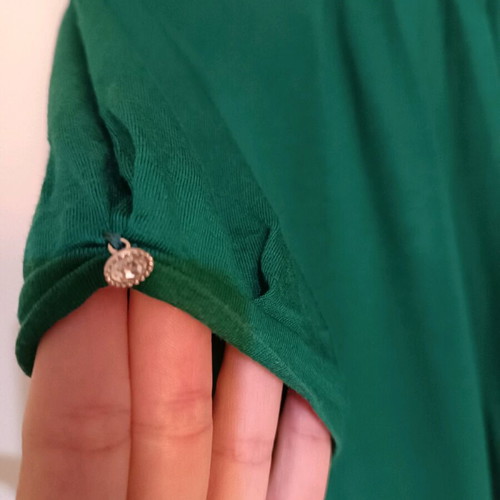 BSB green blouse like new, short sleeves with rhinestone buttons