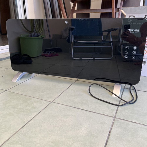 Rohnson Space Heater like new with Wi-Fi and Touchscreen