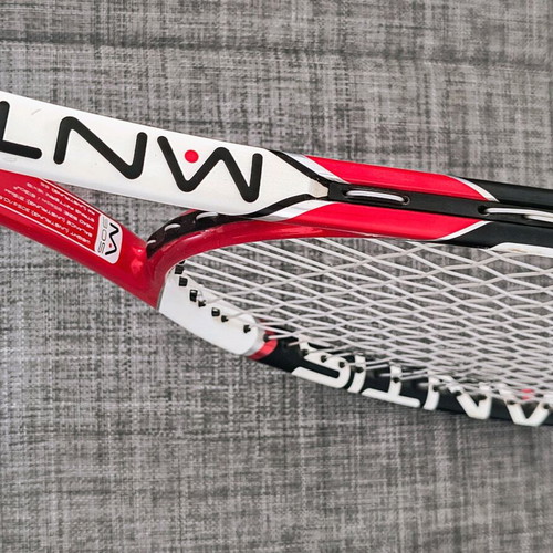 Tennis racket like new, needs overgrip
