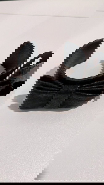 Βραχιόλι χειροπέδα μαύρο από δερματίνη