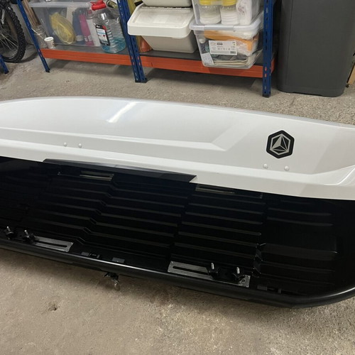 Northline EVOspace Roof Box Cargo Carrier gloss white like new
