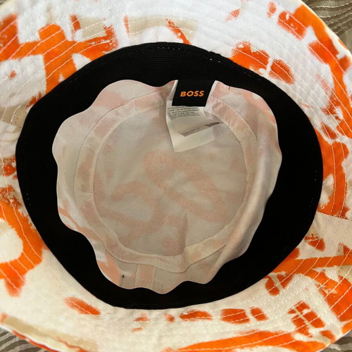 Hugo Boss bucket hat like new, orange