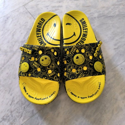 Crocs women's slippers like new, black and yellow, size 37