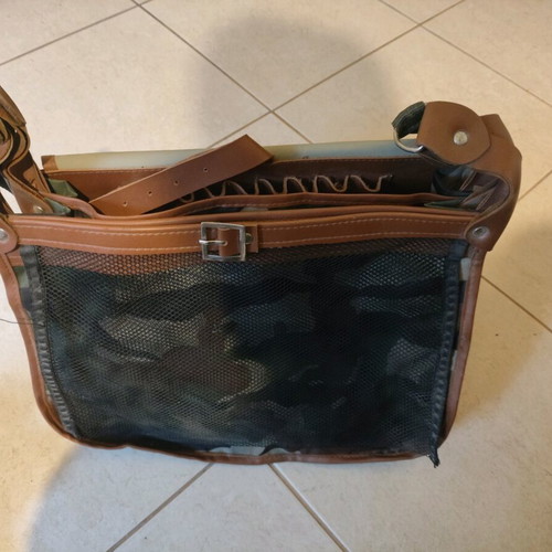 Aetos leather crossbody hunting bag like new, camouflage