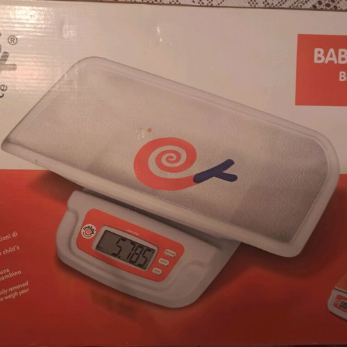 Medel Mebby Baby & Child 2 Digital Scale new with detachable tray