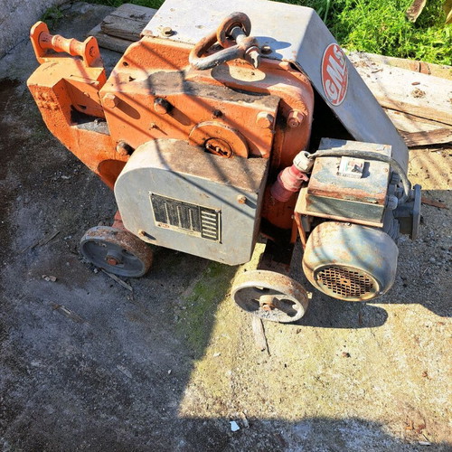 Iron shear used, professional