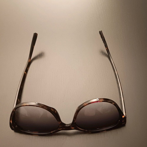 Nine West sunglasses used, brown