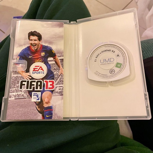 Fifa 13 for PSP like new with manual and case