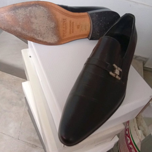 Valentino men's shoes scarps like new size 40.5