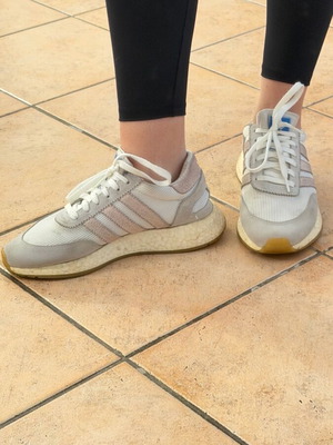 Adidas athletic sneakers used, size 39, white