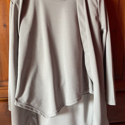 Elastic set jacket-blazer asymmetrical blouse and pants new, gray