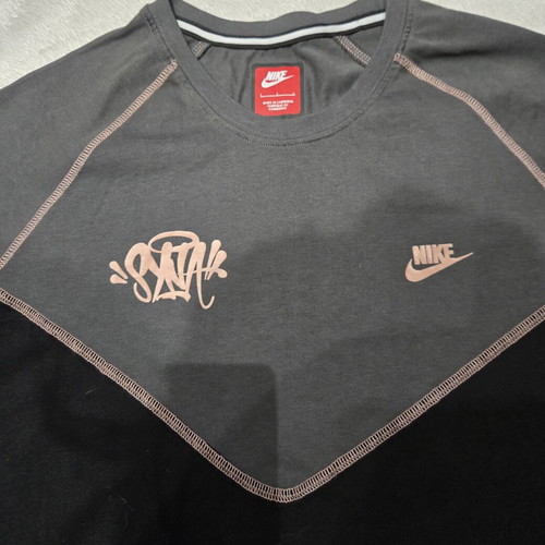 Nike men's T-shirt size L, black