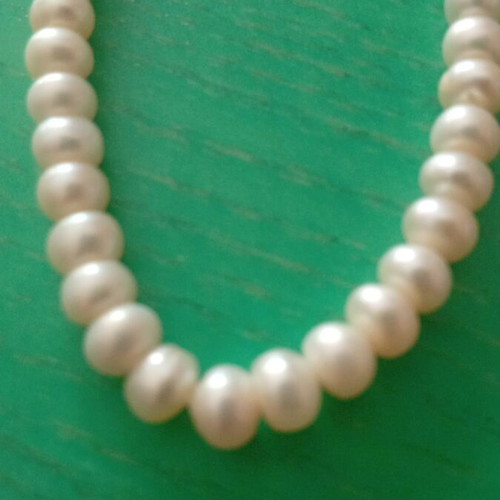 Vintage necklace with freshwater potato pearls, like new, 44 cm