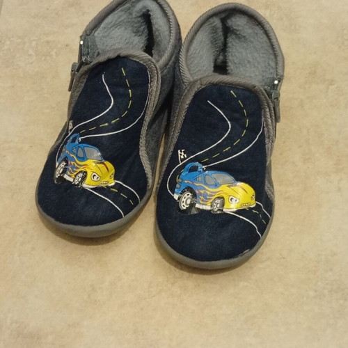 Migato children's winter slippers size 26, used, blue and yellow