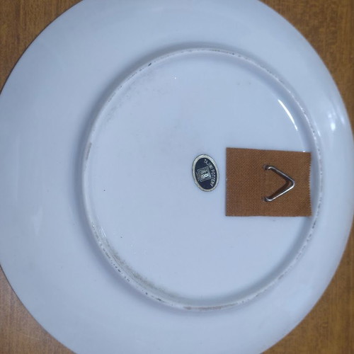 Tajimi Pottery Decorative Wall Plate Japan, like new, 17 cm