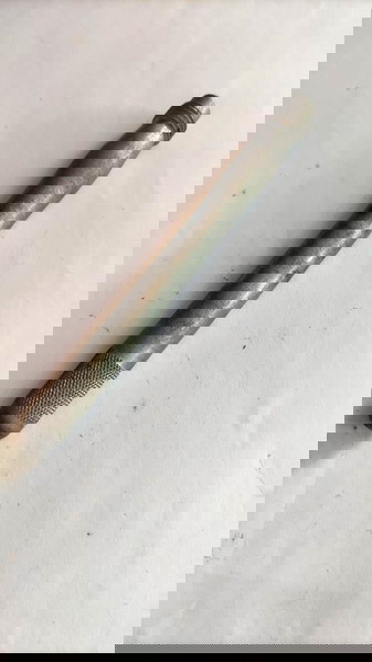 ergalio kremastras karfitsas efthigrammisis trochon Mercedes-Benz