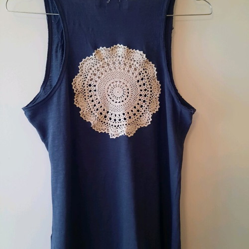 H&M women's blue top with gold detail and knitted motif, like new, size S