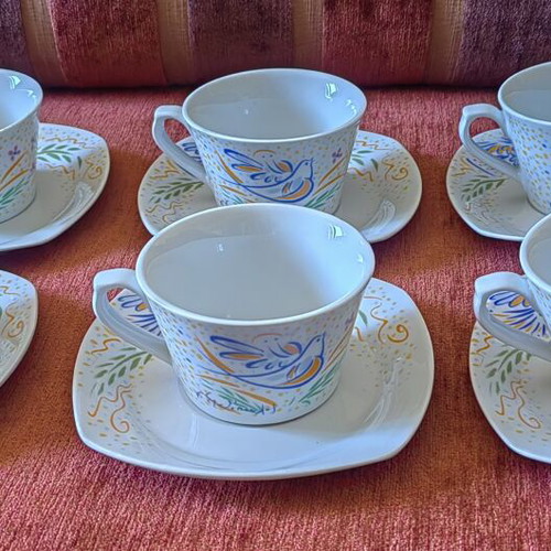 Set of 6 collectible porcelain cups and saucers by G. Stathopoulos