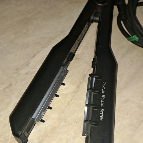 Professional Rolling Frise Hair Styler like new