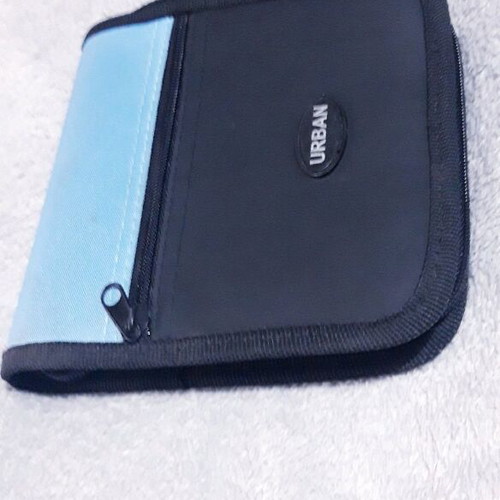 Urban CD case 28 slots like new with reinforced zipper