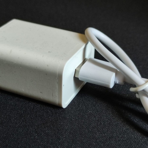 US Charger with Micro USB Cable new, model BQ-020