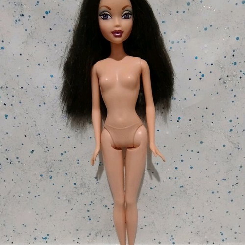 My Scene Nolee Jammin in Jamaica doll used with flaws