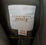 Gray jacket with castor texture used, very good condition