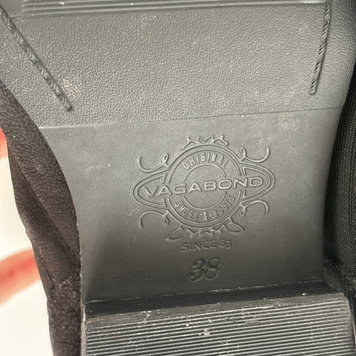 Vagabond boots size 38, like new, black