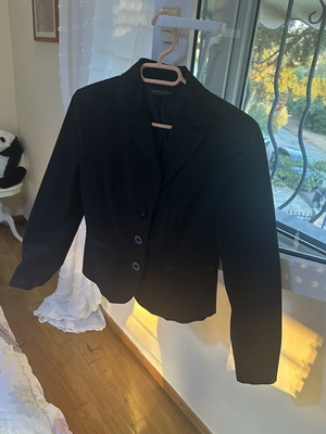 Anima Bella jacket medium size like new, black
