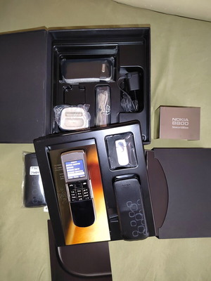 Nokia 8800 Sirocco Edition collector's phone, mint condition