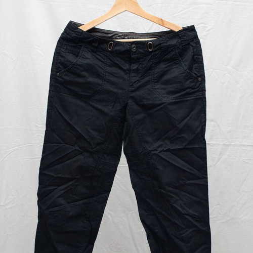 Esprit capri pants used, black, size L