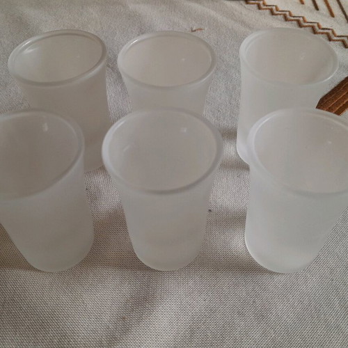 Shot glasses new, set of 6, in original box