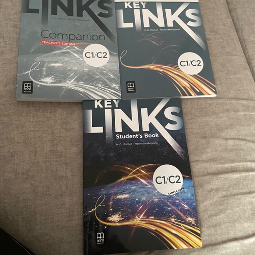 Key Links Teachers Book pack like new (companion, Students book, workbook)