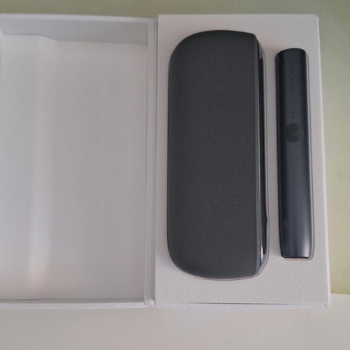Iqos Iluma device like new with accessories