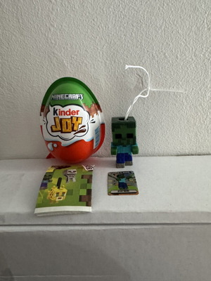 Kinder Joy Minecraft Zombie figure new