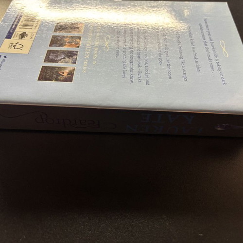 Teardrop by Lauren Kate like new, English edition