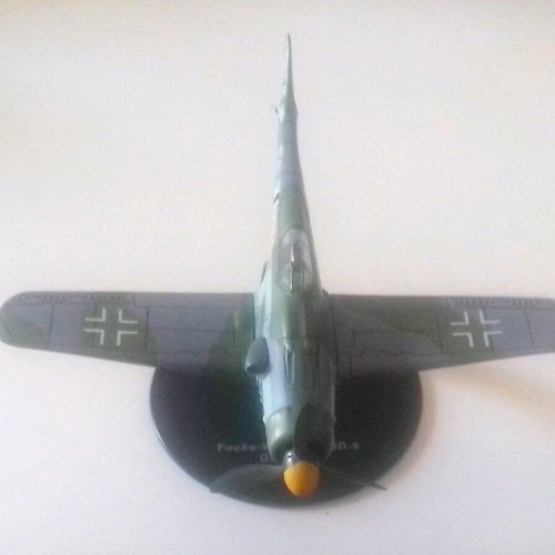 Focke Wulf Fw 190D-9 airplane used collectible model with missing parts