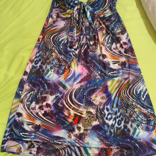 Strapless summer dress elastic short like new, multicolored